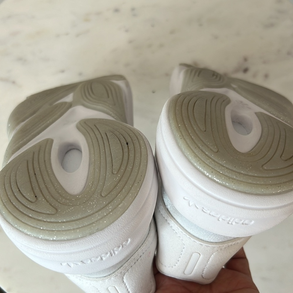 adidas White Women's Sneakers - Picture 10 of 12